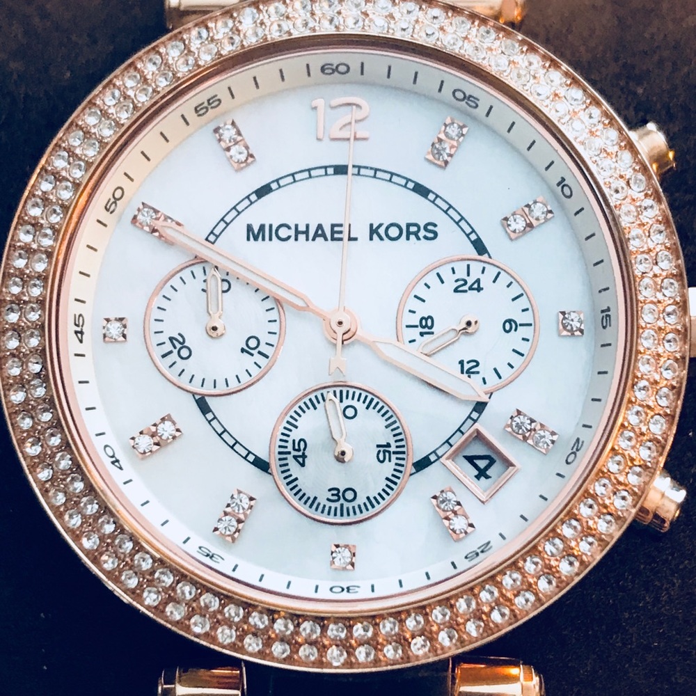 Michael KORS Women’s Chronograph Parker Watch